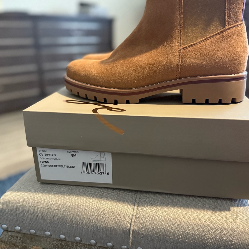 Crown Vintage Tan Ankle Boots Timeless Design